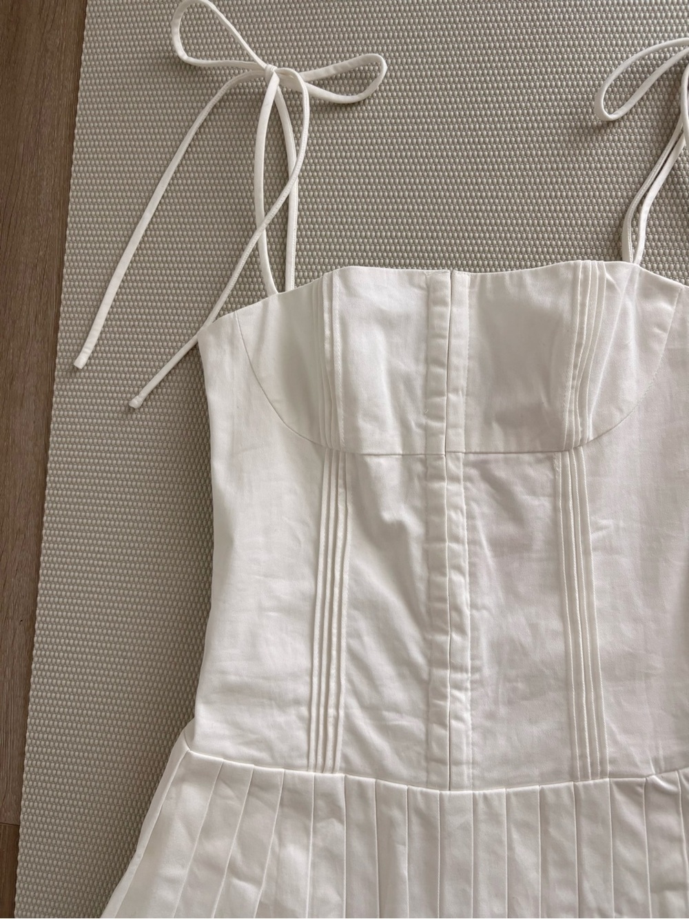 Marcie Dress in White - Picture 4 of 9